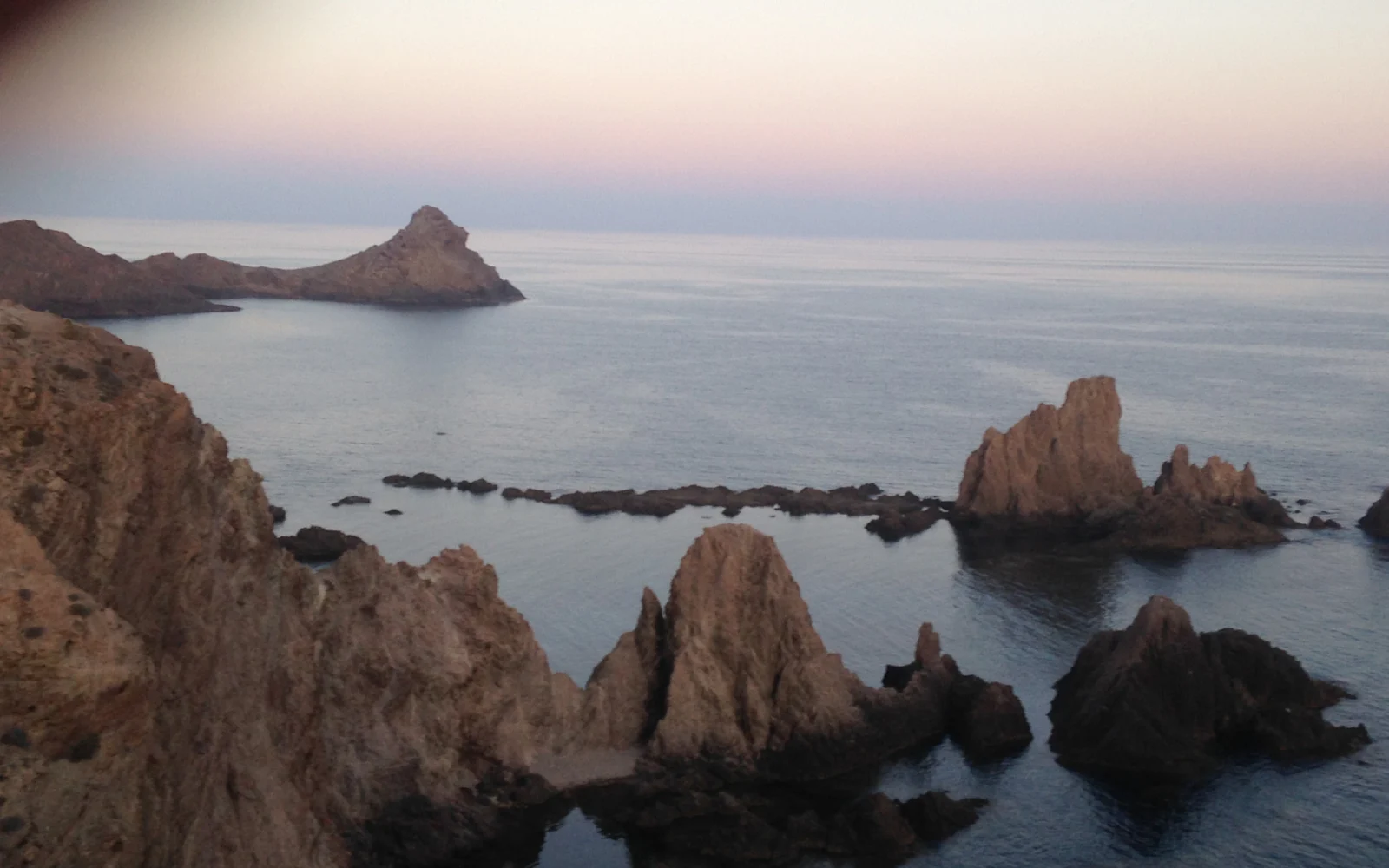 Atardecer en Cabo de Gata, una sola luz
