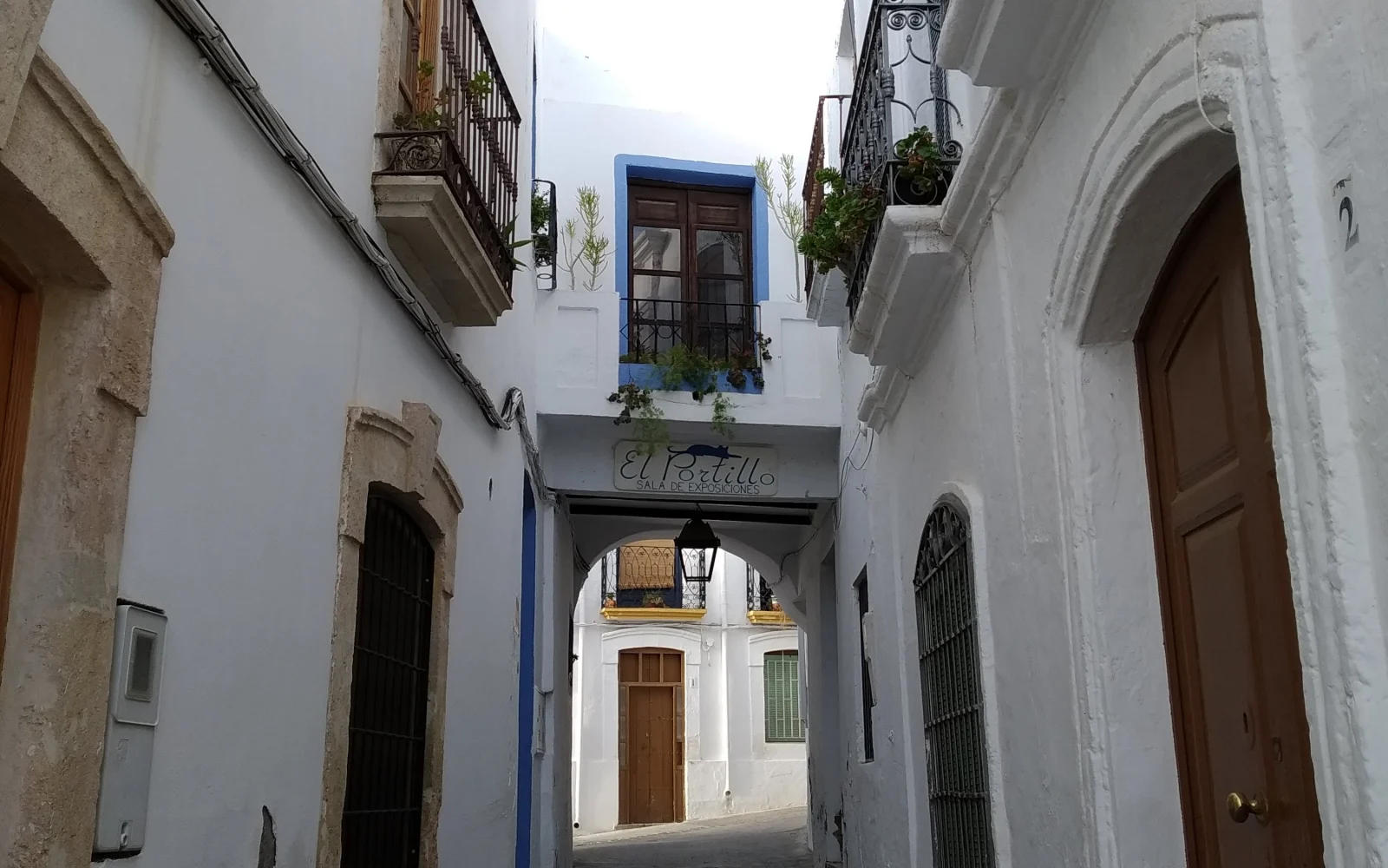 Calle de la Villa y arquitectura tradicional de Níjar