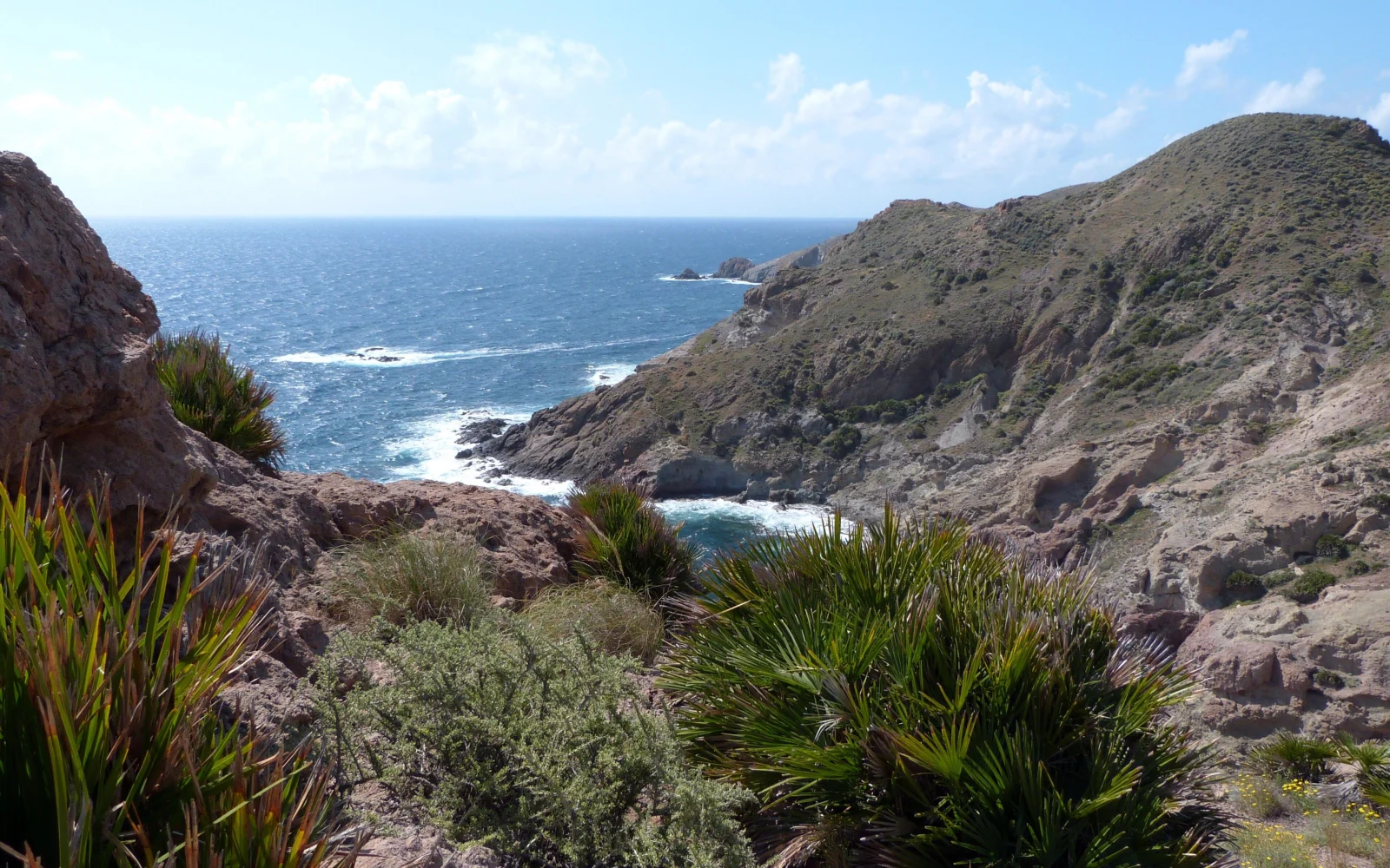 Playa y ensenada de Los Escullos