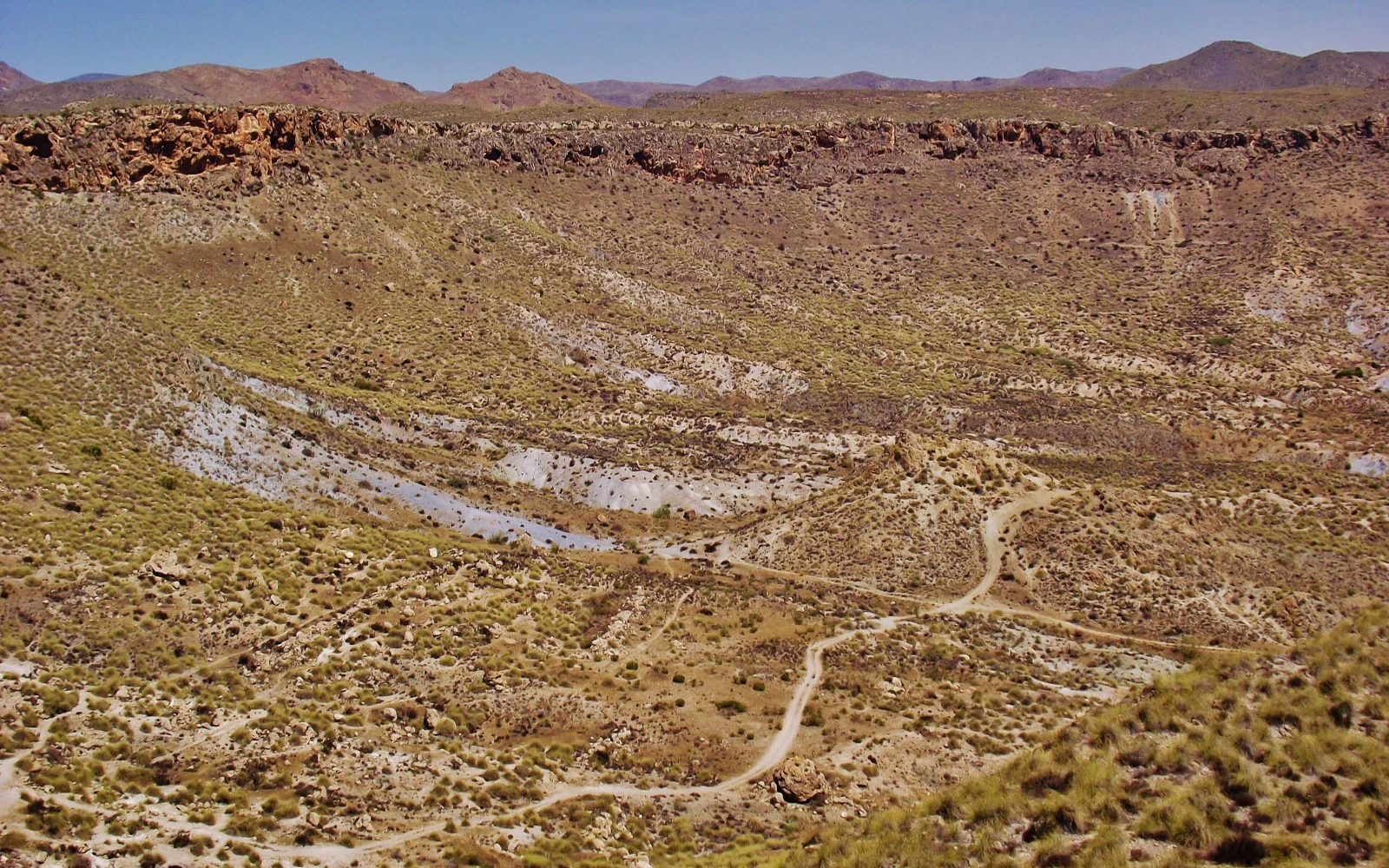 Cerro del Hoyazo o Volcán de la Granatilla en Níjar
