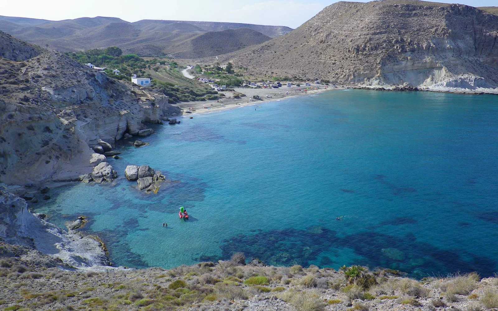 Vista general de Cala del Plomo y su rambla